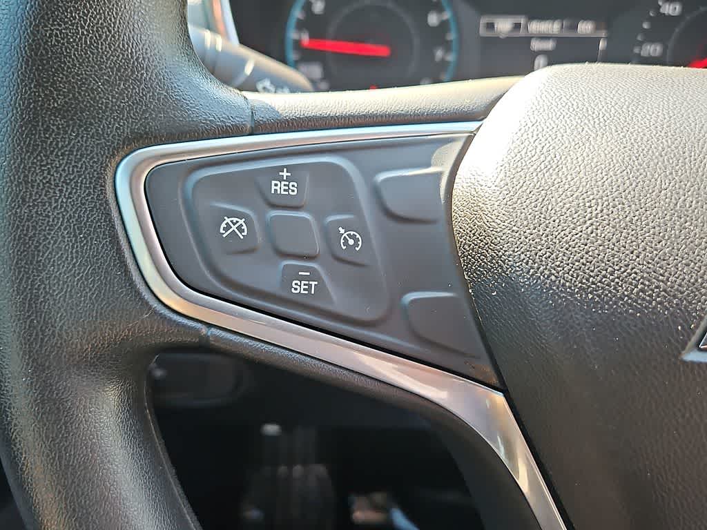 Thumbnail: 2018 Chevrolet Equinox - 21