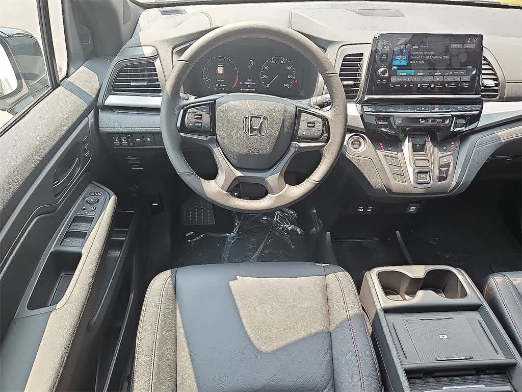 2025 Honda Odyssey Sport 9