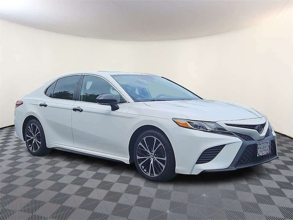 Thumbnail: 2020 Toyota Camry - 3