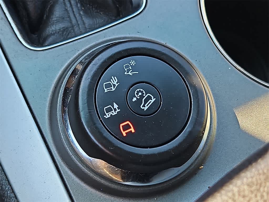 Thumbnail: 2014 Ford Explorer - 21