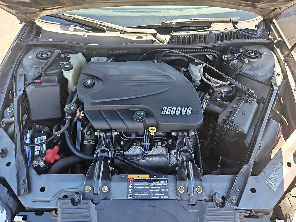 Thumbnail: 2011 Chevrolet Impala - 27