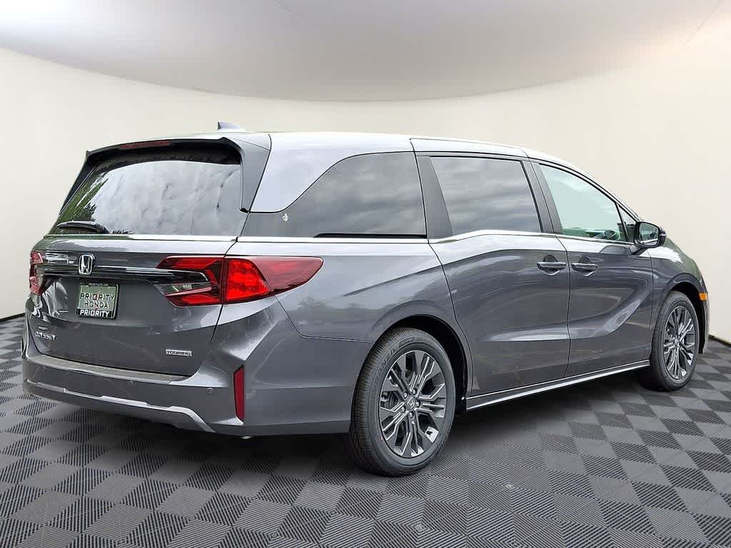 Thumbnail: 2026 Honda Odyssey - 3