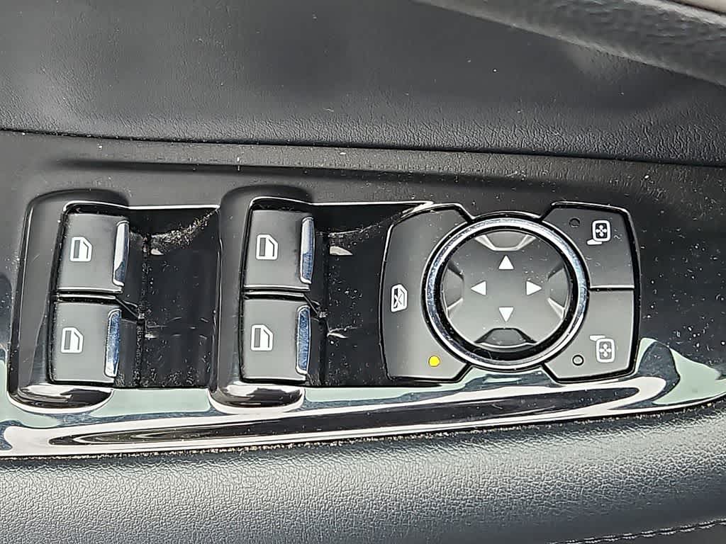 Thumbnail: 2019 Ford Edge - 27