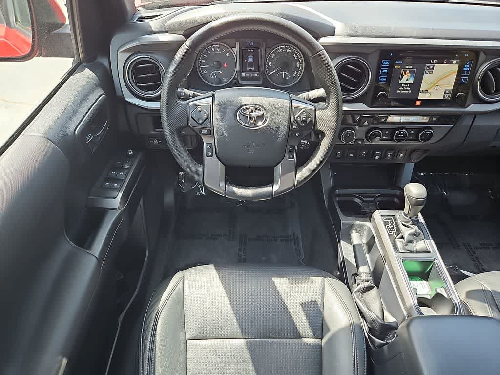 Thumbnail: 2018 Toyota Tacoma - 11