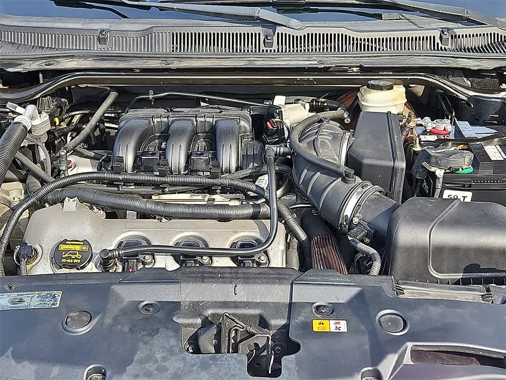 Thumbnail: 2011 Ford Taurus - 25