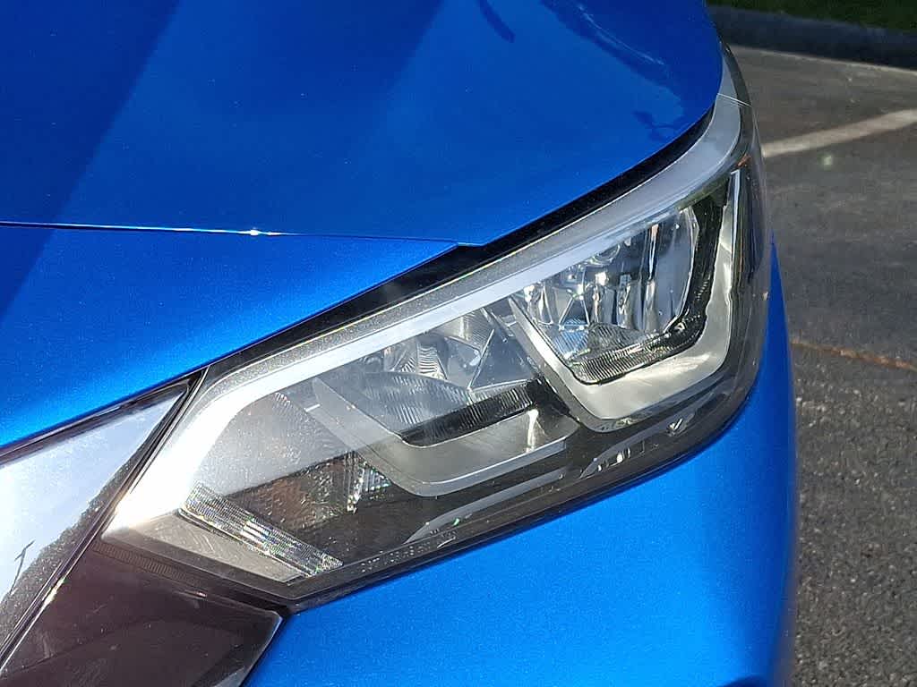 Thumbnail: 2020 Nissan Sentra - 9