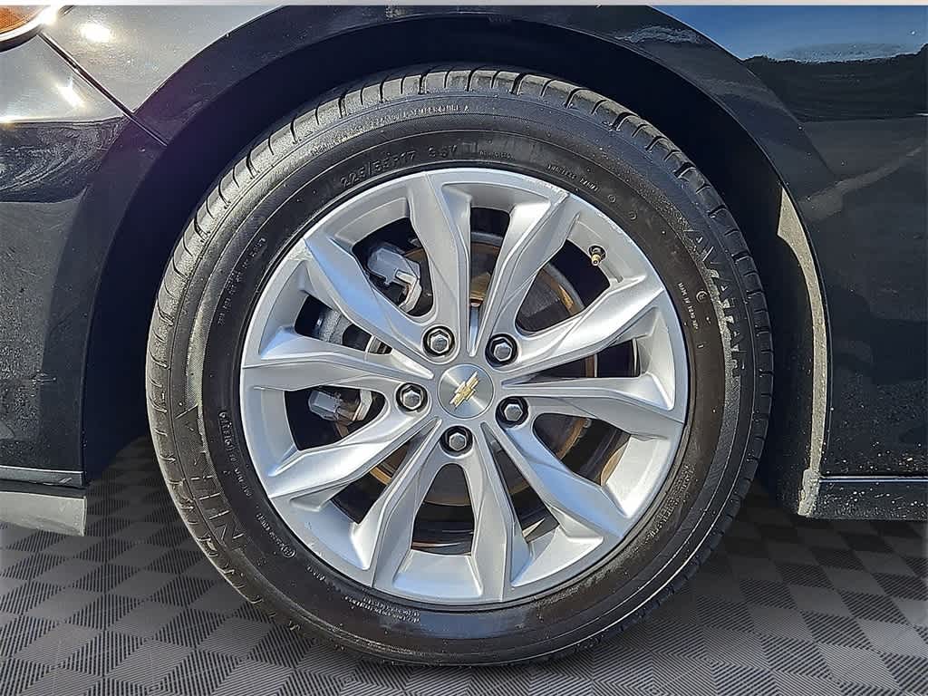 Thumbnail: 2023 Chevrolet Malibu - 7