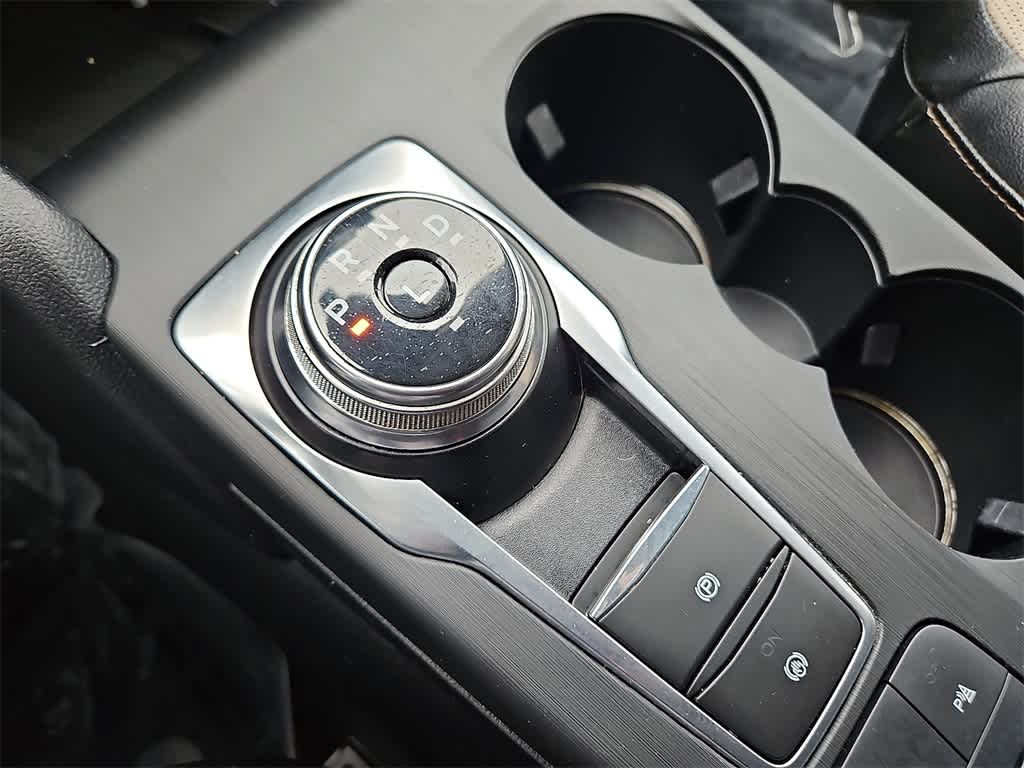 Thumbnail: 2021 Ford Escape - 13