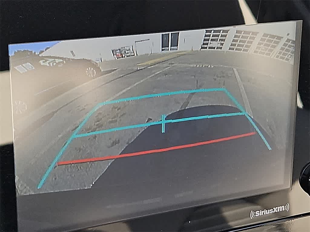 Thumbnail: 2022 Toyota Camry - 16