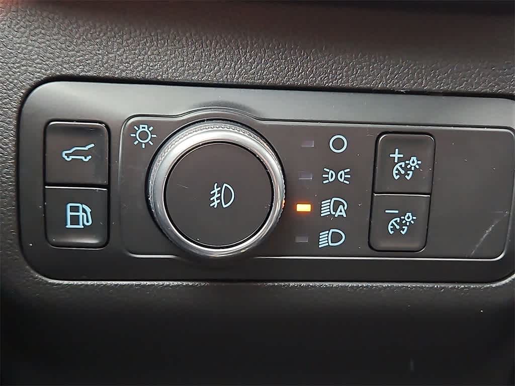 Thumbnail: 2021 Ford Escape - 23