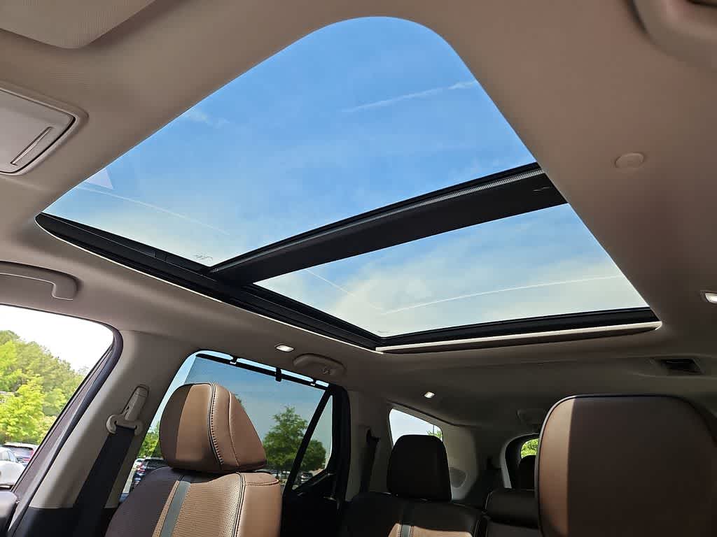 Thumbnail: 2025 Honda Pilot - 15