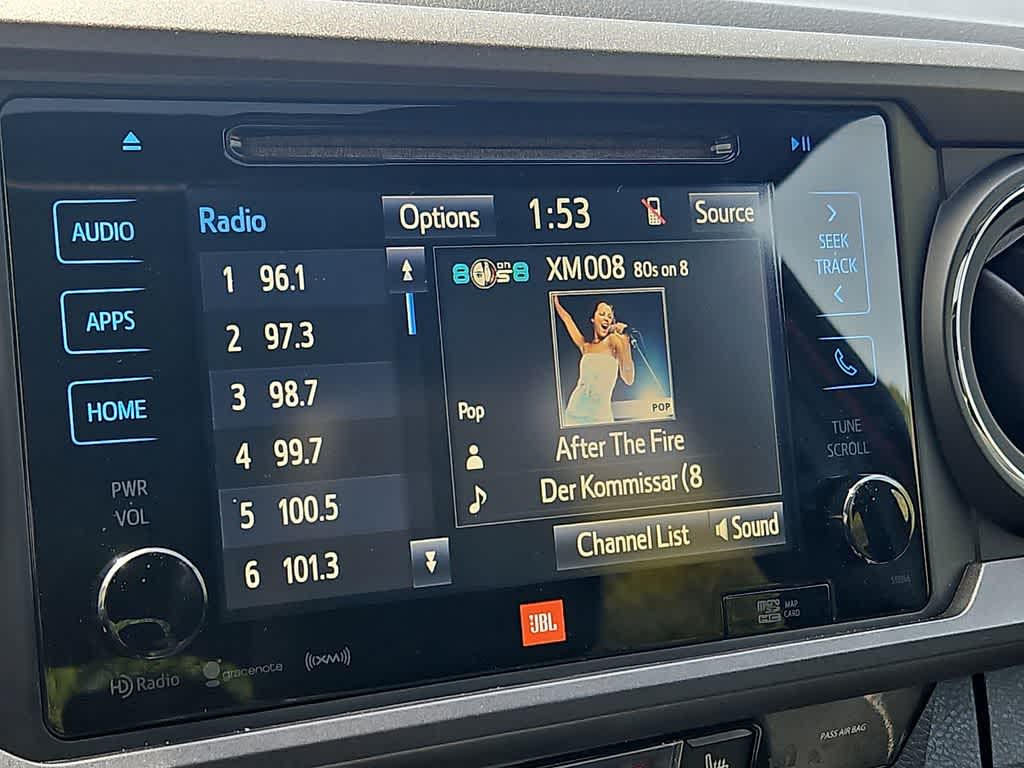 Thumbnail: 2018 Toyota Tacoma - 17