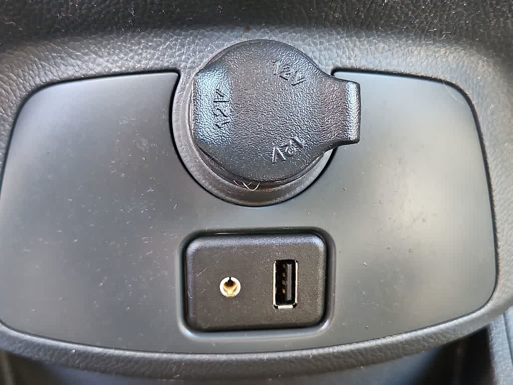 Thumbnail: 2013 Chevrolet Spark - 19