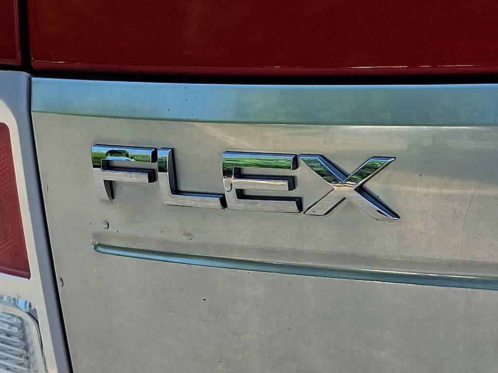 Thumbnail: 2011 Ford Flex - 31