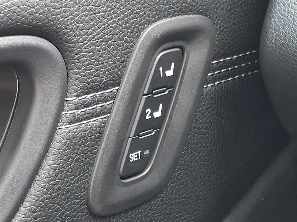 Thumbnail: 2026 Honda Pilot - 15