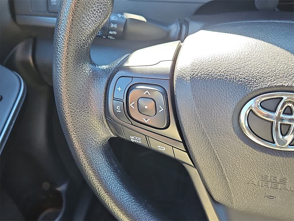 Thumbnail: 2016 Toyota Camry - 17