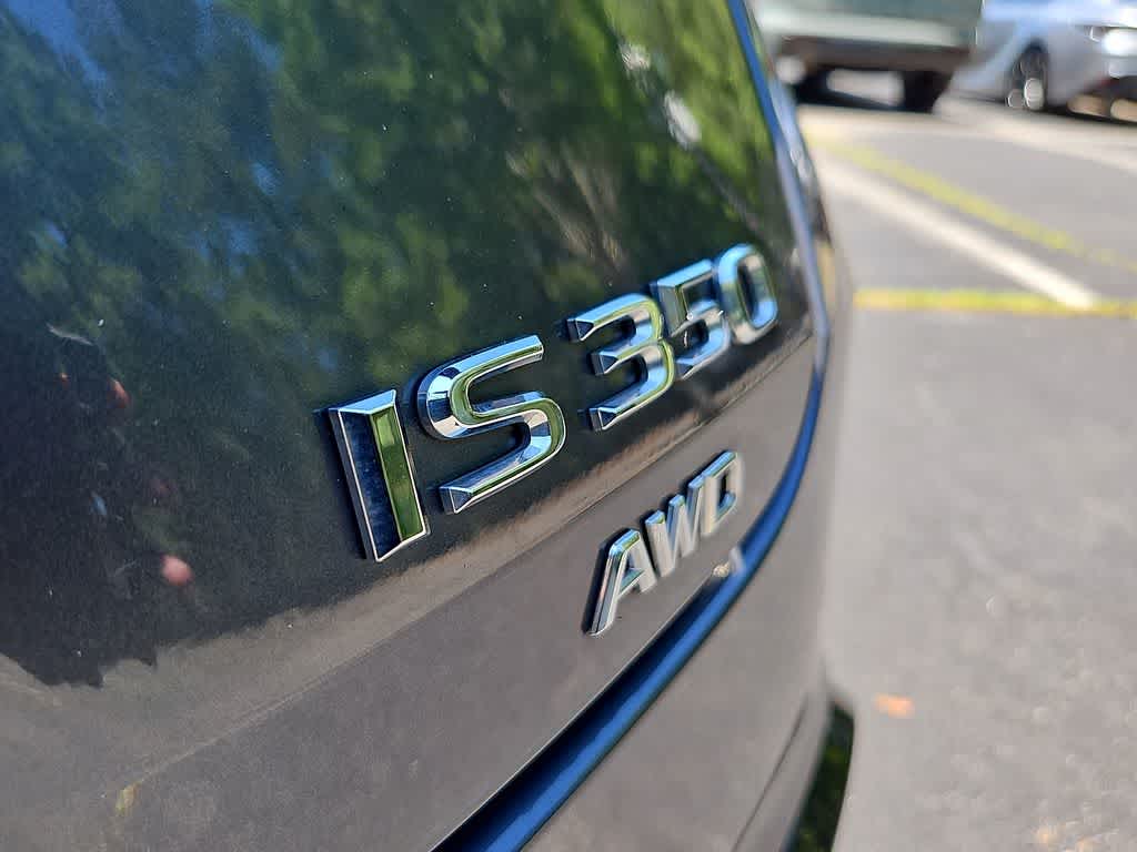 Thumbnail: 2021 Lexus IS - 30
