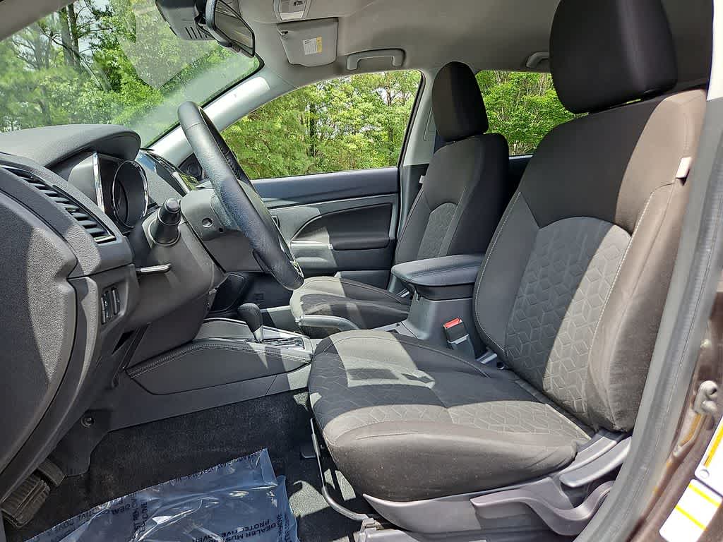 Thumbnail: 2020 Mitsubishi Outlander Sport - 13