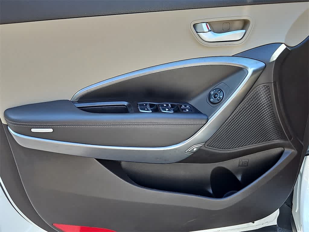 Thumbnail: 2017 Hyundai Santa Fe - 11