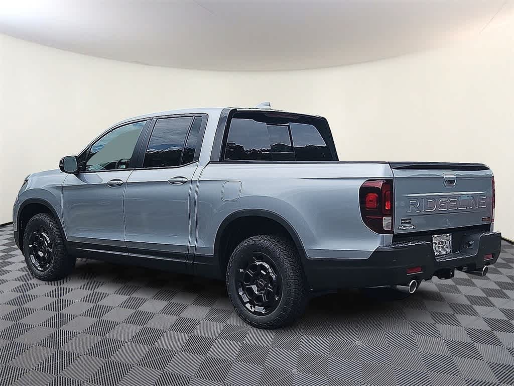 Thumbnail: 2025 Honda Ridgeline - 4