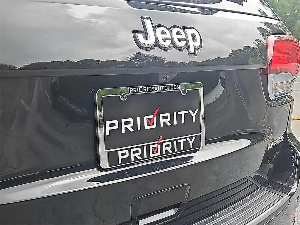Thumbnail: 2020 Jeep Grand Cherokee - 30