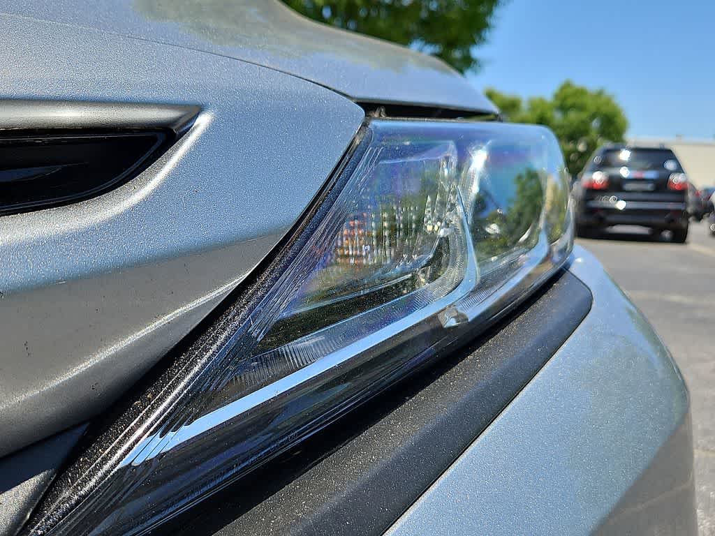 Thumbnail: 2020 Toyota Camry - 9