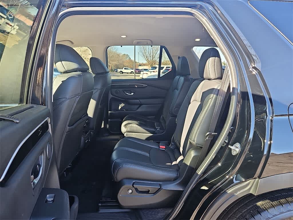 Thumbnail: 2023 Honda Pilot - 9