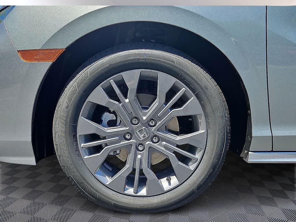 Thumbnail: 2026 Honda Odyssey - 5