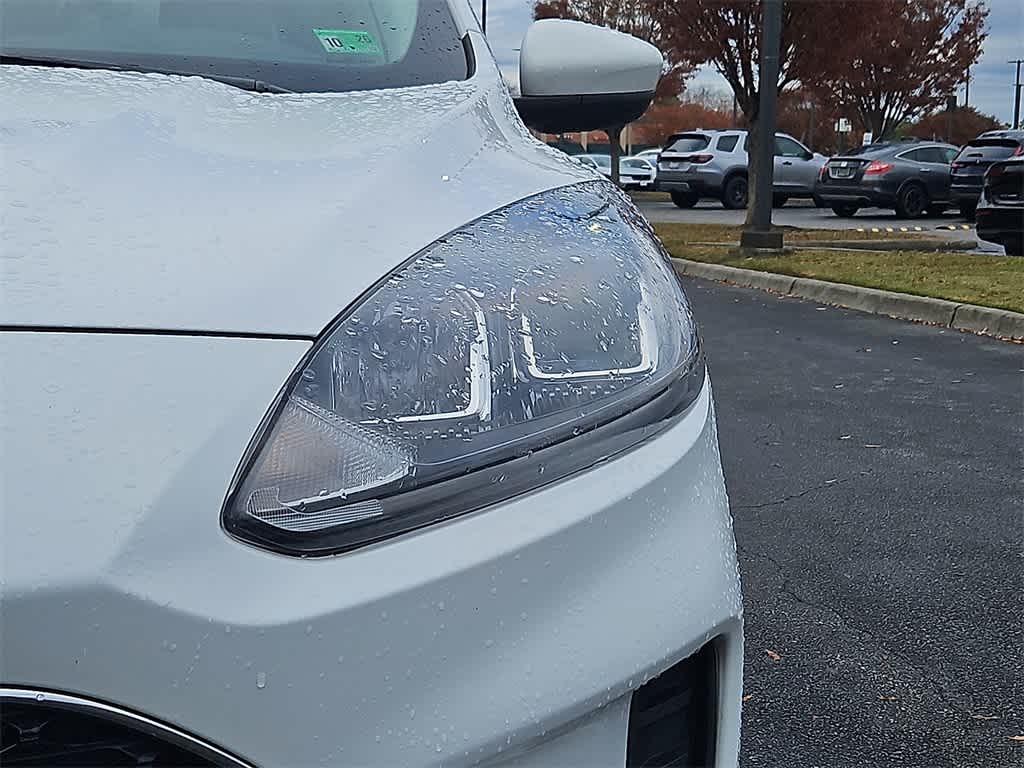 Thumbnail: 2021 Ford Escape - 9