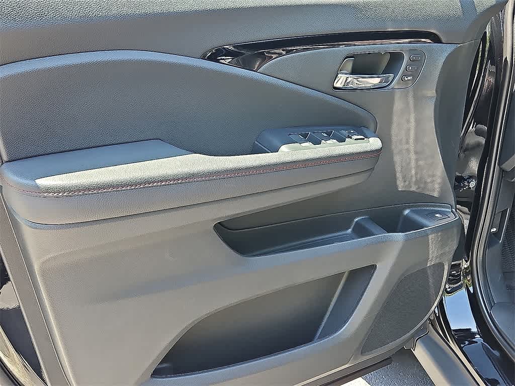 Thumbnail: 2025 Honda Ridgeline - 9