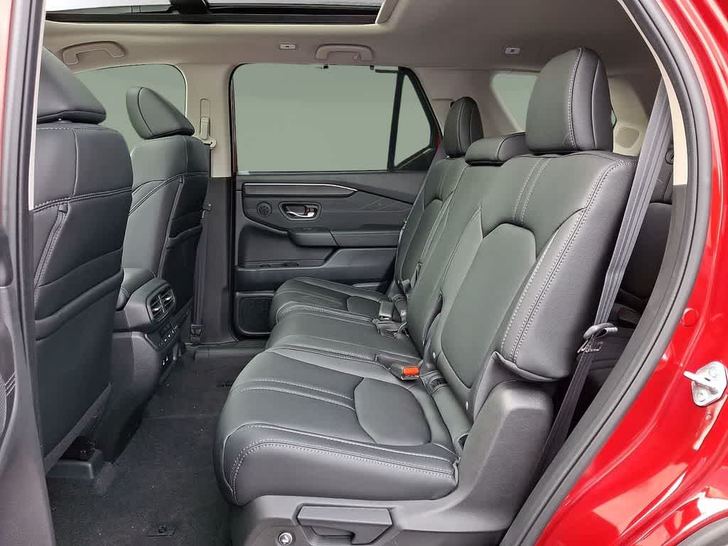 Thumbnail: 2026 Honda Pilot - 6