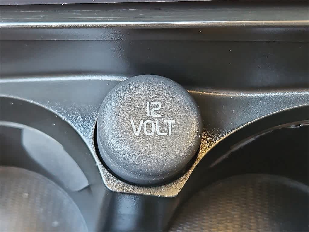 Thumbnail: 2017 Volvo XC60 - 20