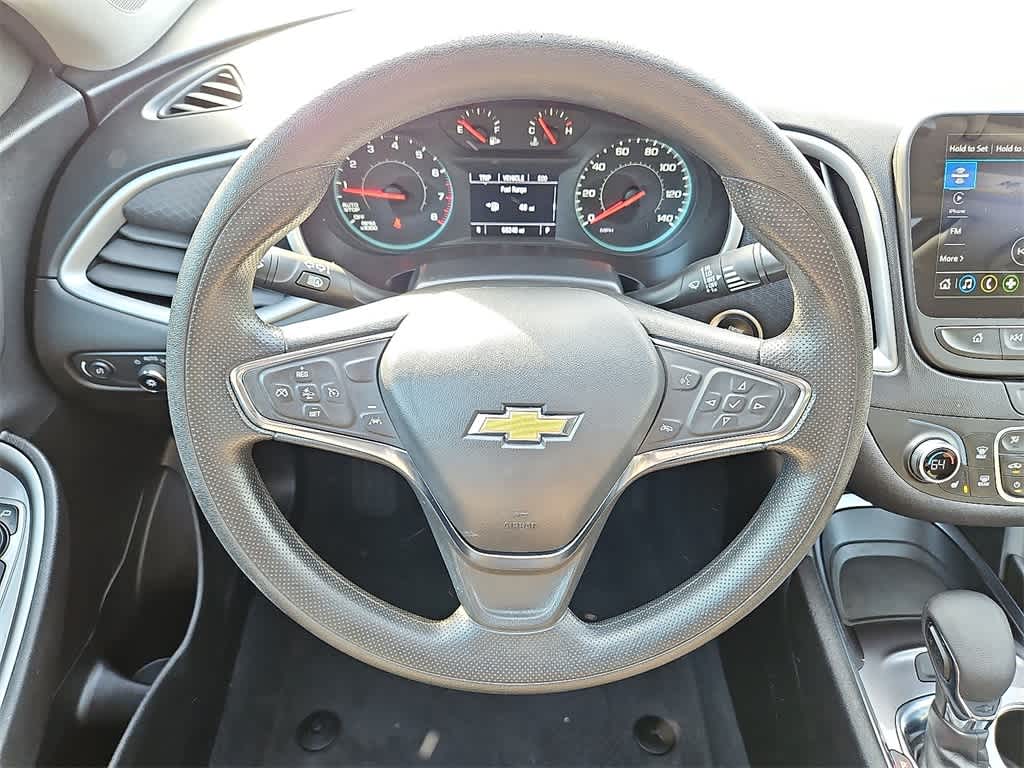 Thumbnail: 2023 Chevrolet Malibu - 17