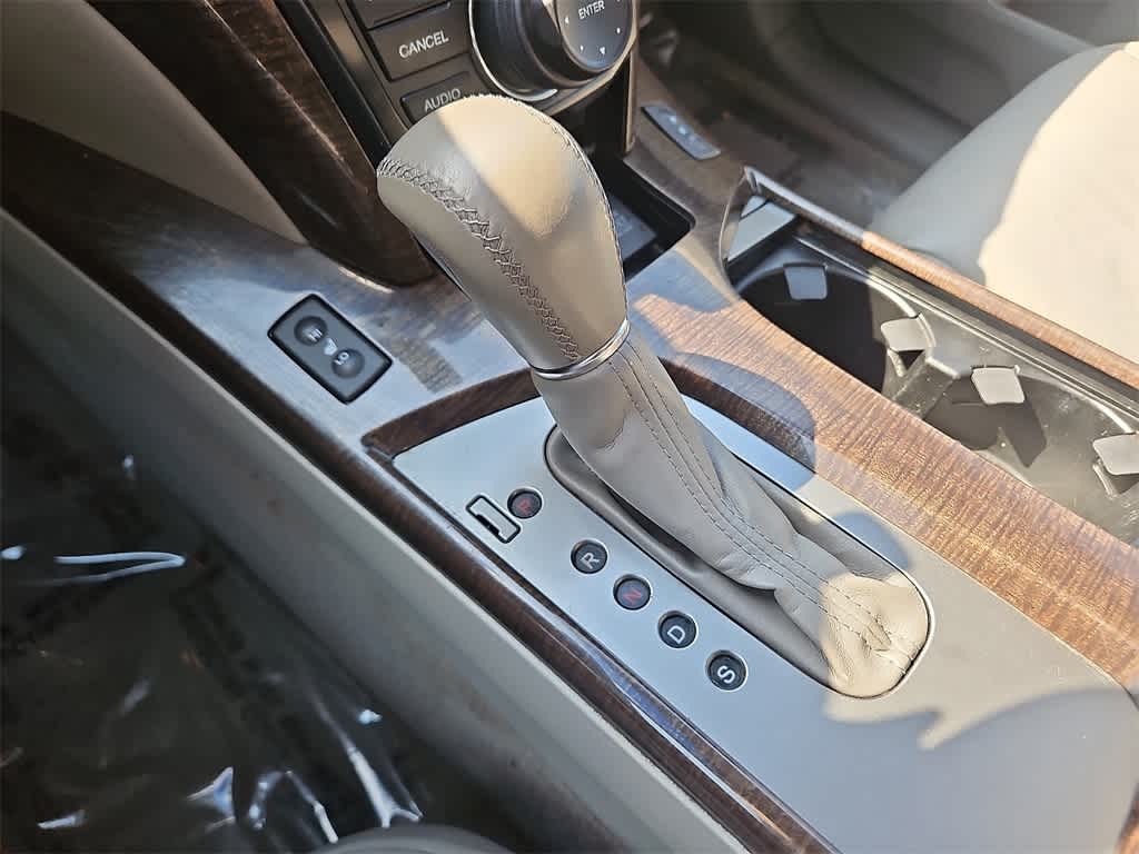 Thumbnail: 2011 Acura MDX - 14