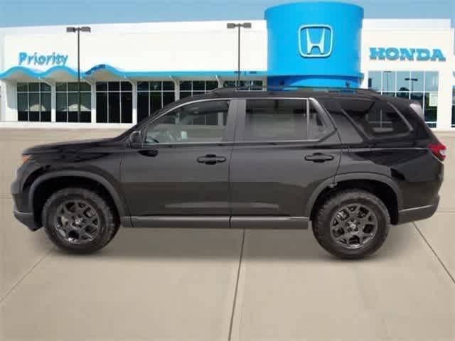 Thumbnail: 2025 Honda Pilot - 2