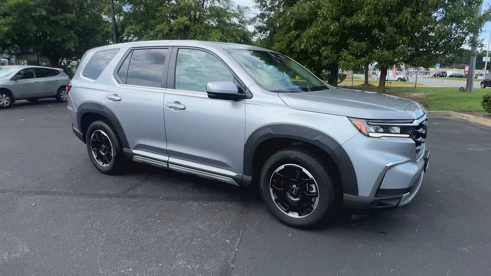 Thumbnail: 2025 Honda Pilot - 2