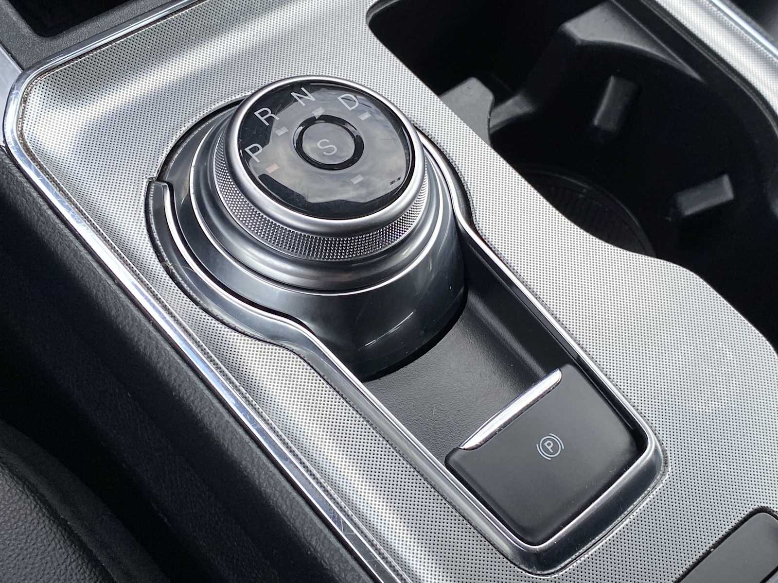 Thumbnail: 2024 Ford Edge - 20