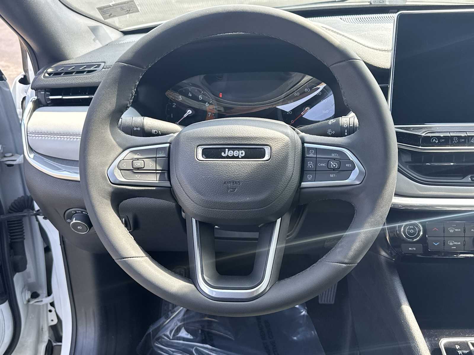 Thumbnail: 2024 Jeep Compass - 11