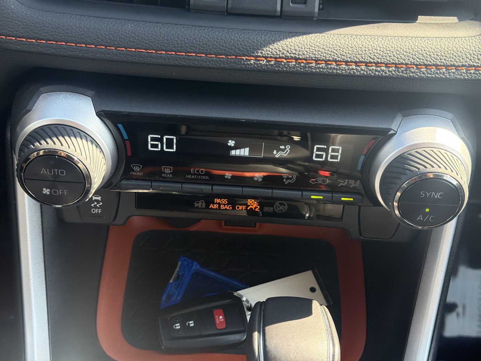 Thumbnail: 2024 Toyota RAV4 - 16