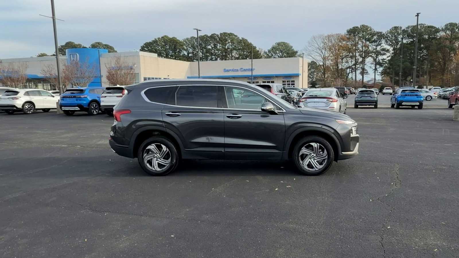 Thumbnail: 2023 Hyundai Santa Fe - 9