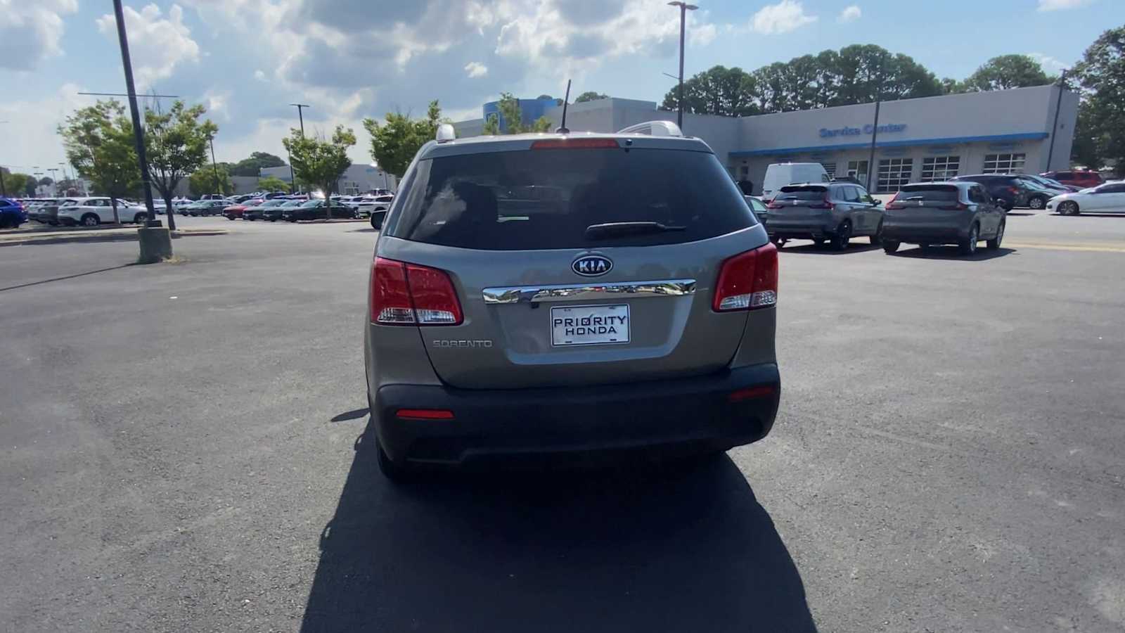 Thumbnail: 2013 Kia Sorento - 7