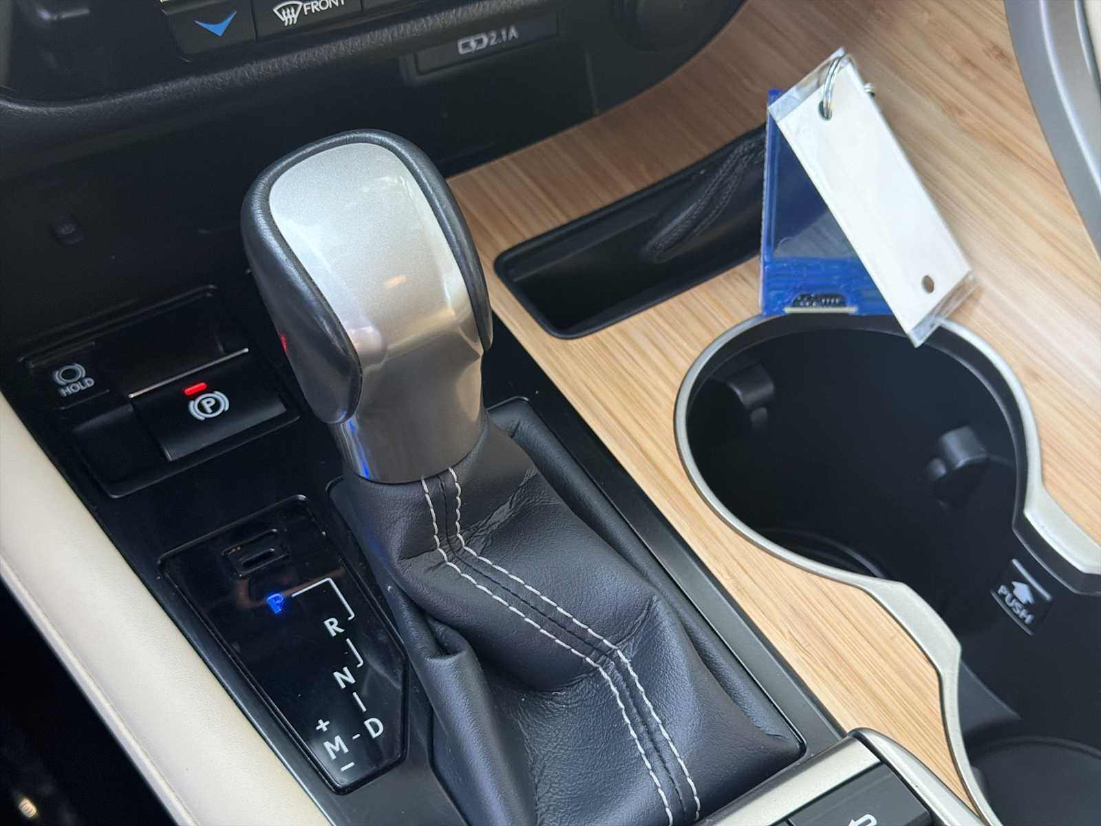 Thumbnail: 2021 Lexus RX - 23