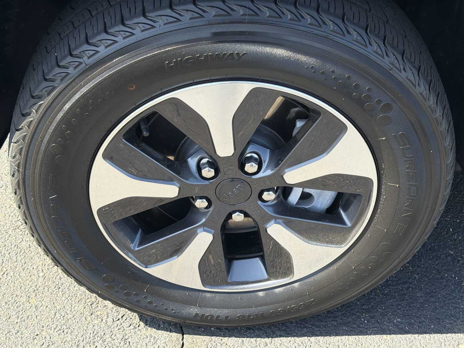 Thumbnail: 2024 Jeep Grand Cherokee - 19