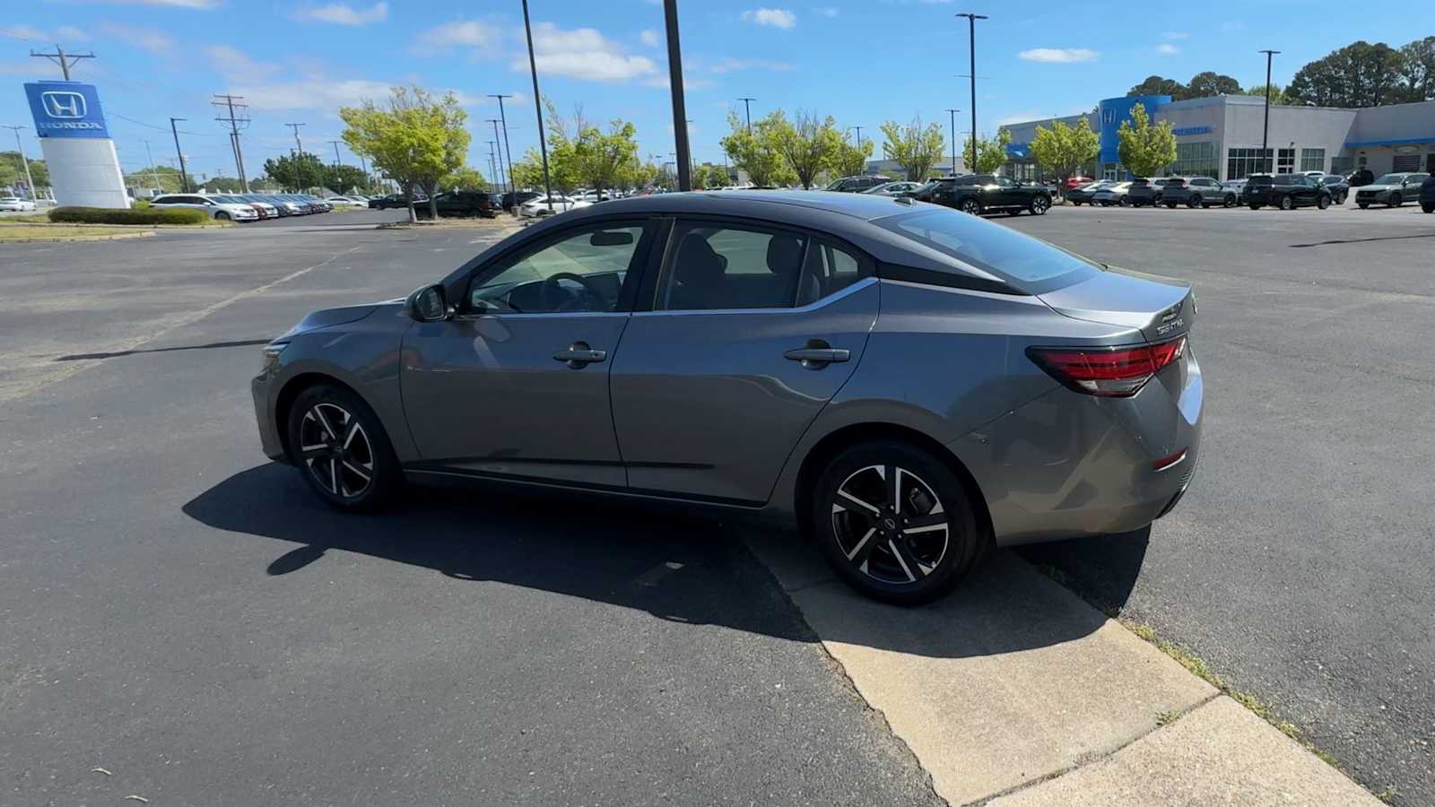 Thumbnail: 2025 Nissan Sentra - 6