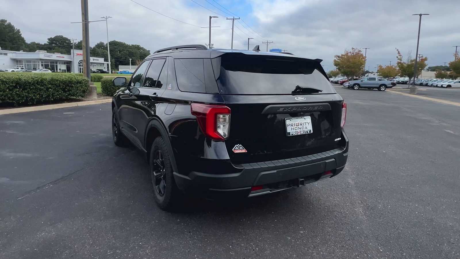 Thumbnail: 2023 Ford Explorer - 7