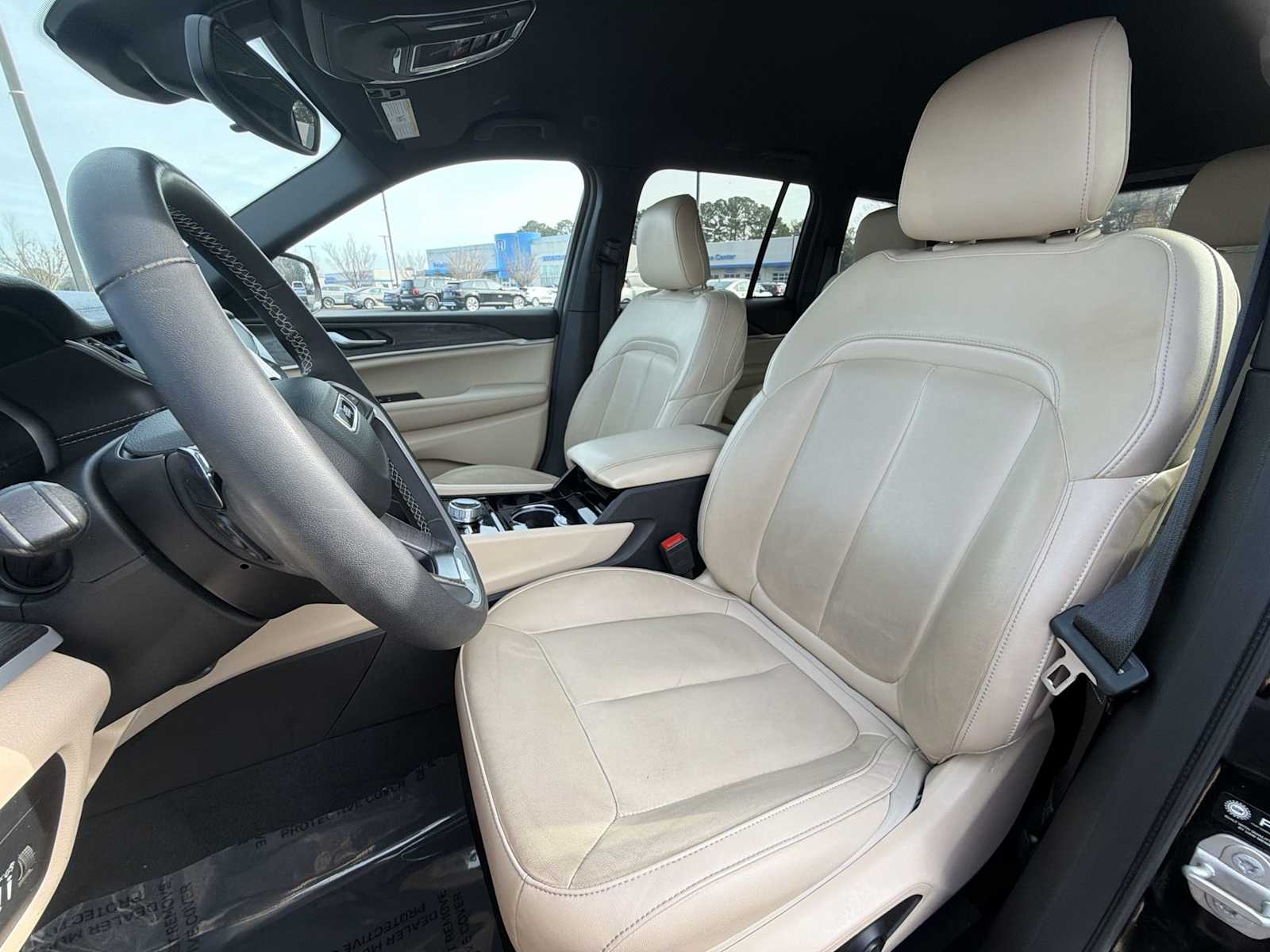 Thumbnail: 2023 Jeep Grand Cherokee - 13