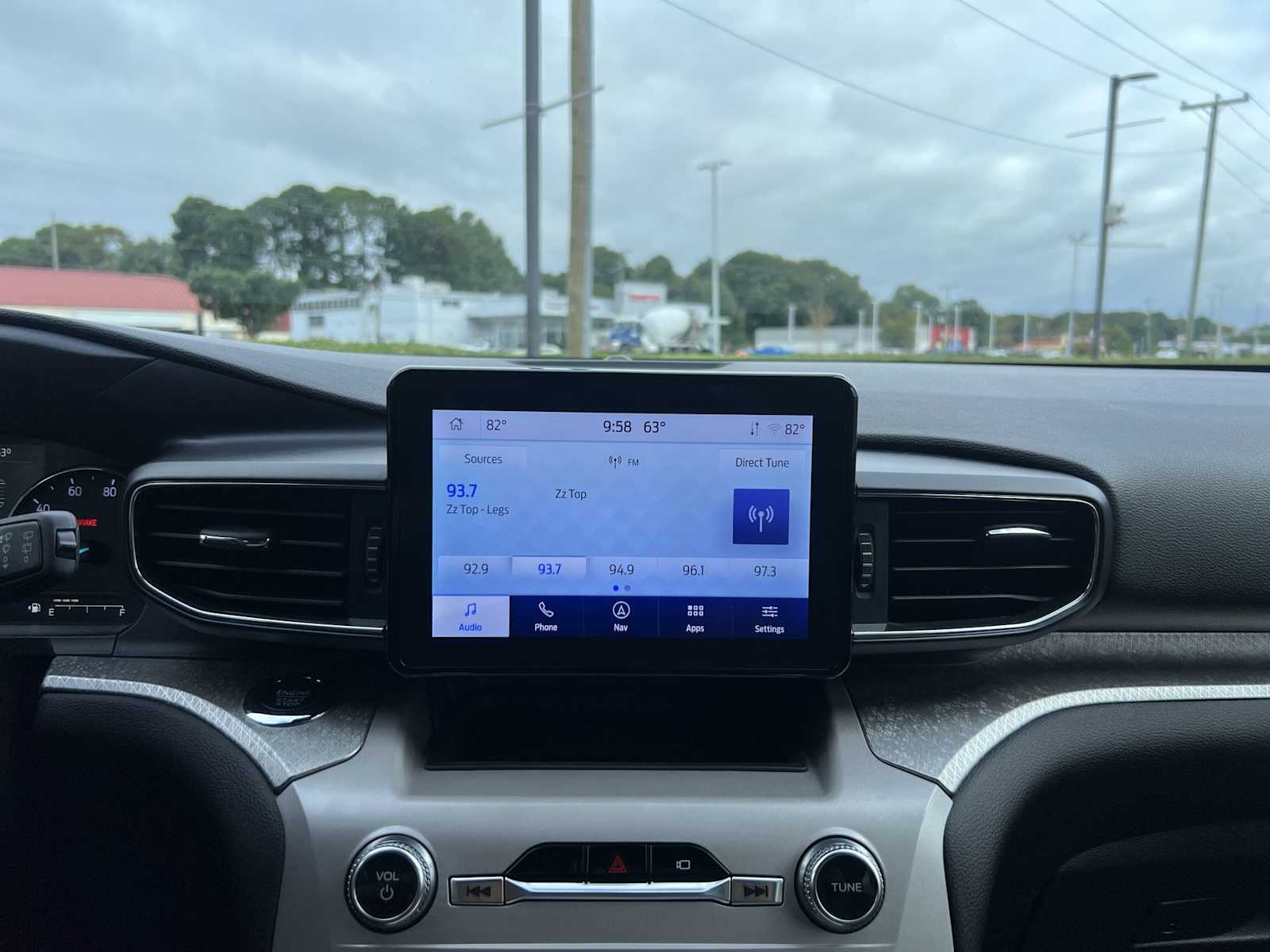 Thumbnail: 2023 Ford Explorer - 12