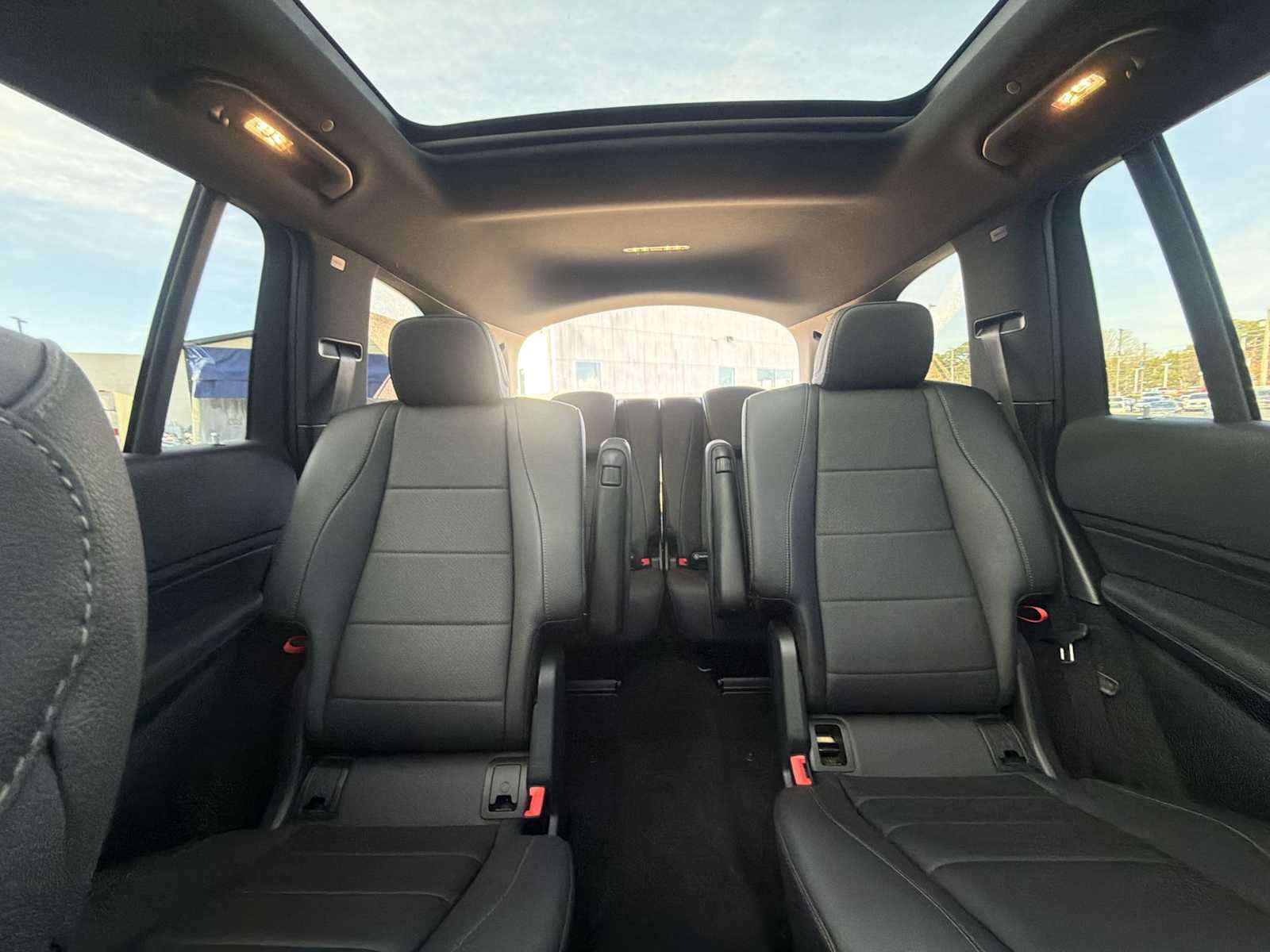 Thumbnail: 2024 Mercedes-Benz GLS - 26