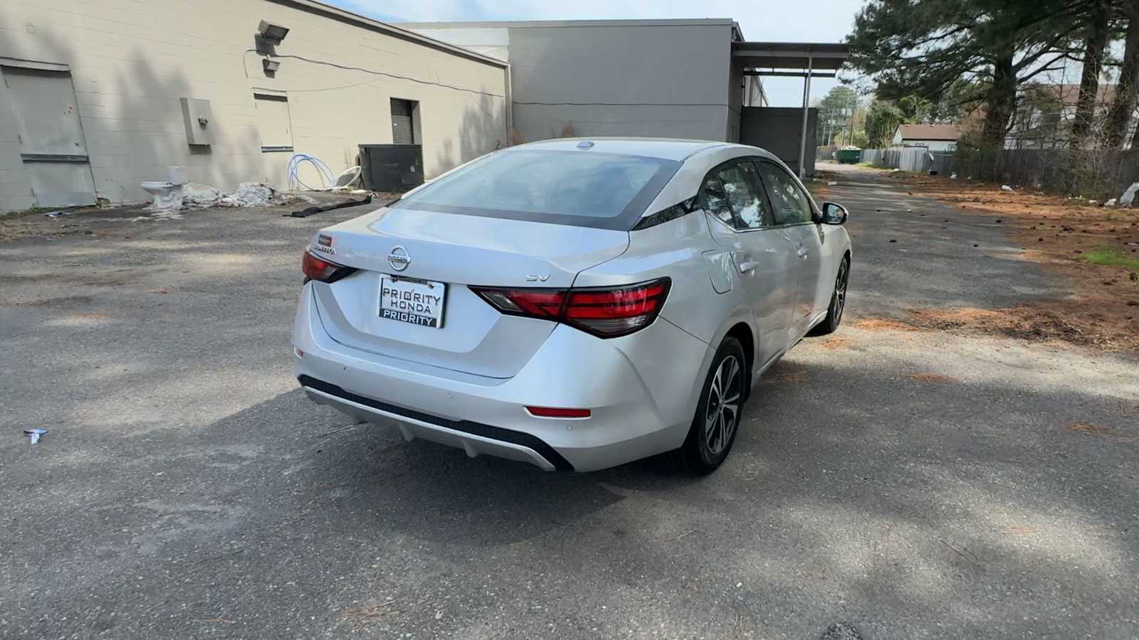 Thumbnail: 2023 Nissan Sentra - 8