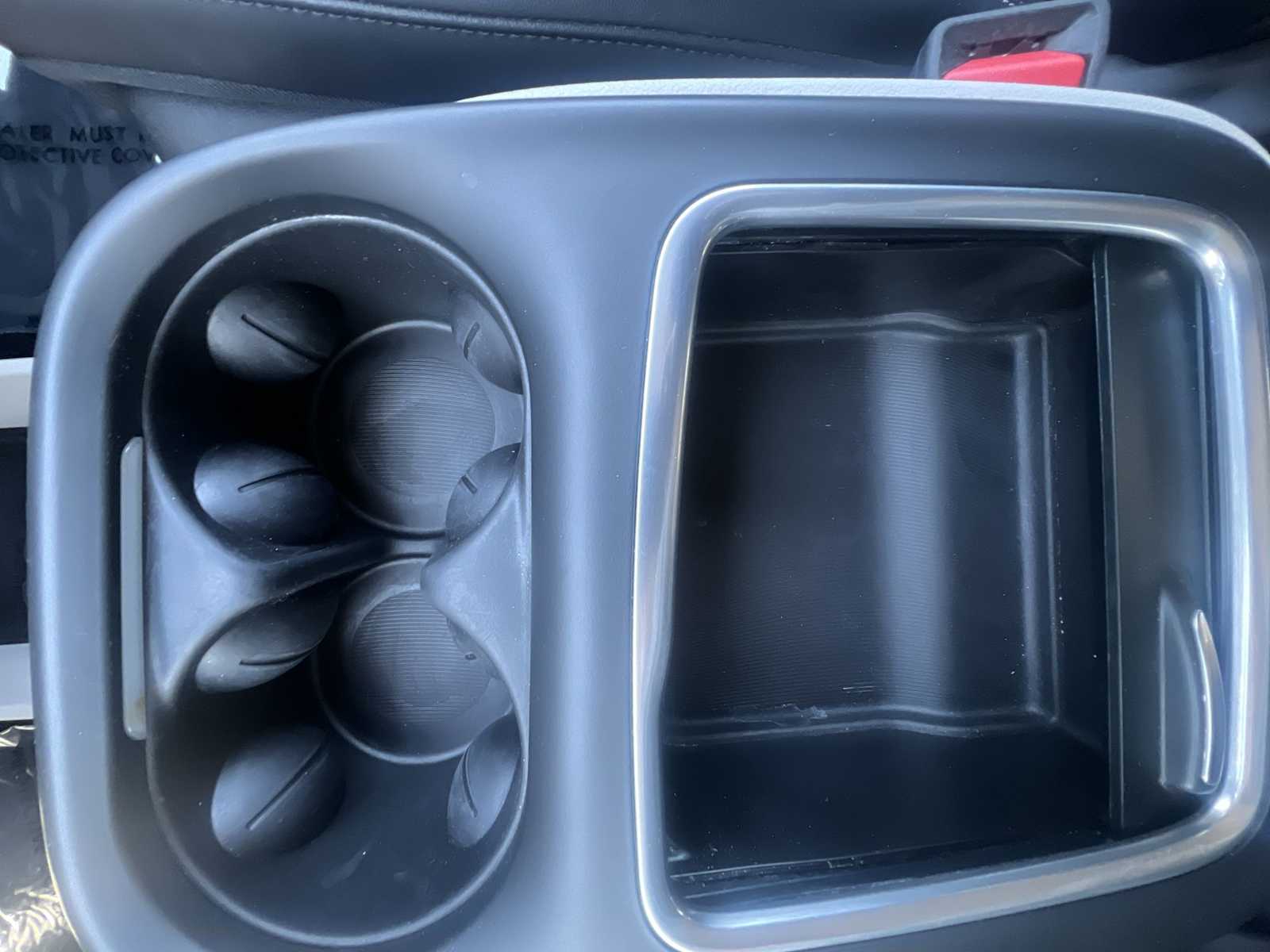 Thumbnail: 2024 Chrysler Pacifica - 21